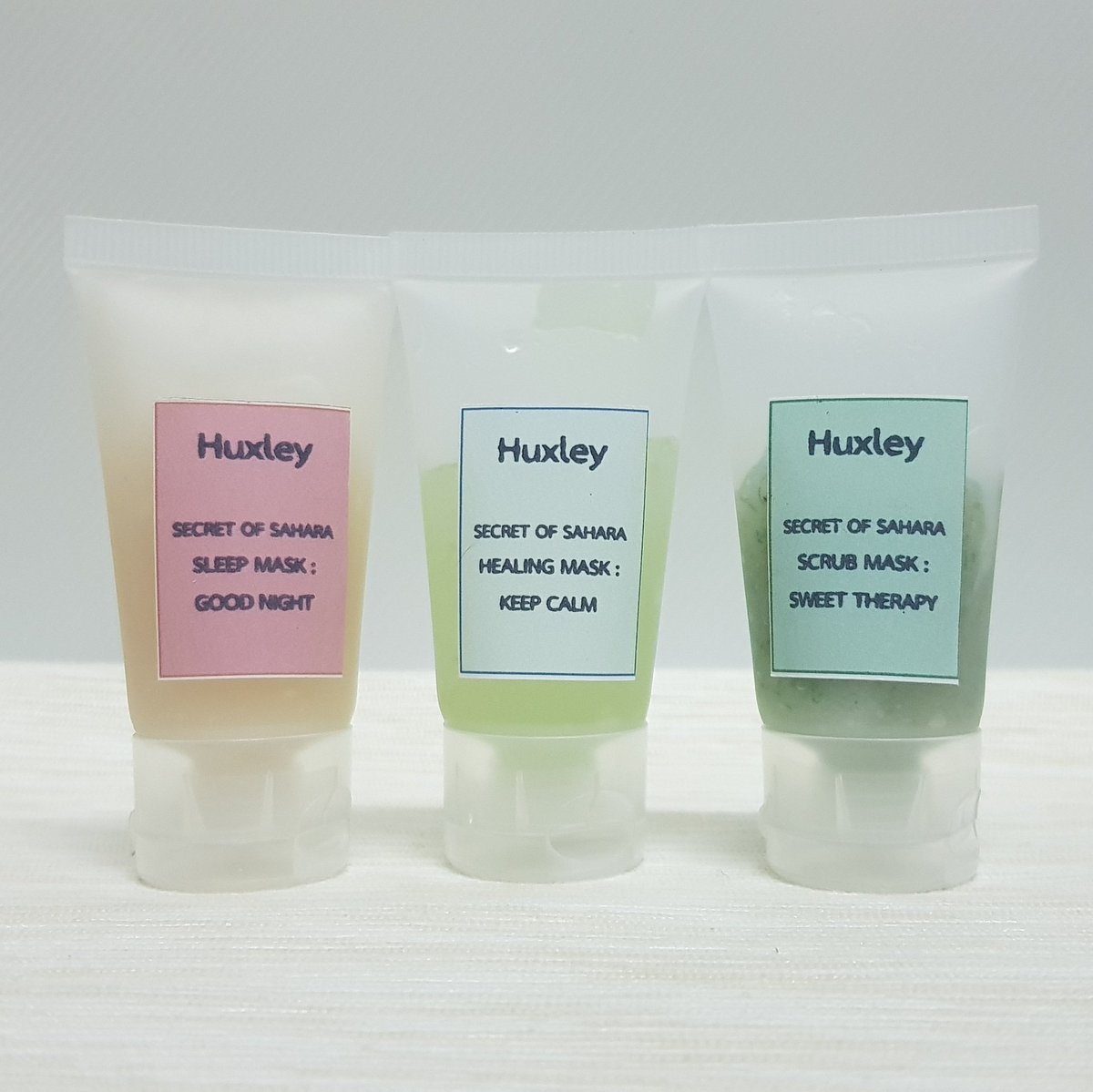 nettyselection's tweet photo. #Huxley #แบ่งขาย 15ml หลอดละ 75 (ปกติ95฿)
.
#HEALING MASK; KEEP CALM
ช่วยบำรุง เติมเต็ม ฟื้นฟูผิวแห้งกร้าน
#SCRUBMASK ); SWEET THERAPY
สครับและมาสก์ ผลัดเซลล์ผิวที่ตาย
#SLEEPMASK; GOOD NIGHT
บำรุงผิวหน้าข้ามคืน ฟื้นฟู เติมความชุ่มชื่นให้ผิว https://t.co/km7SqzfOwJ