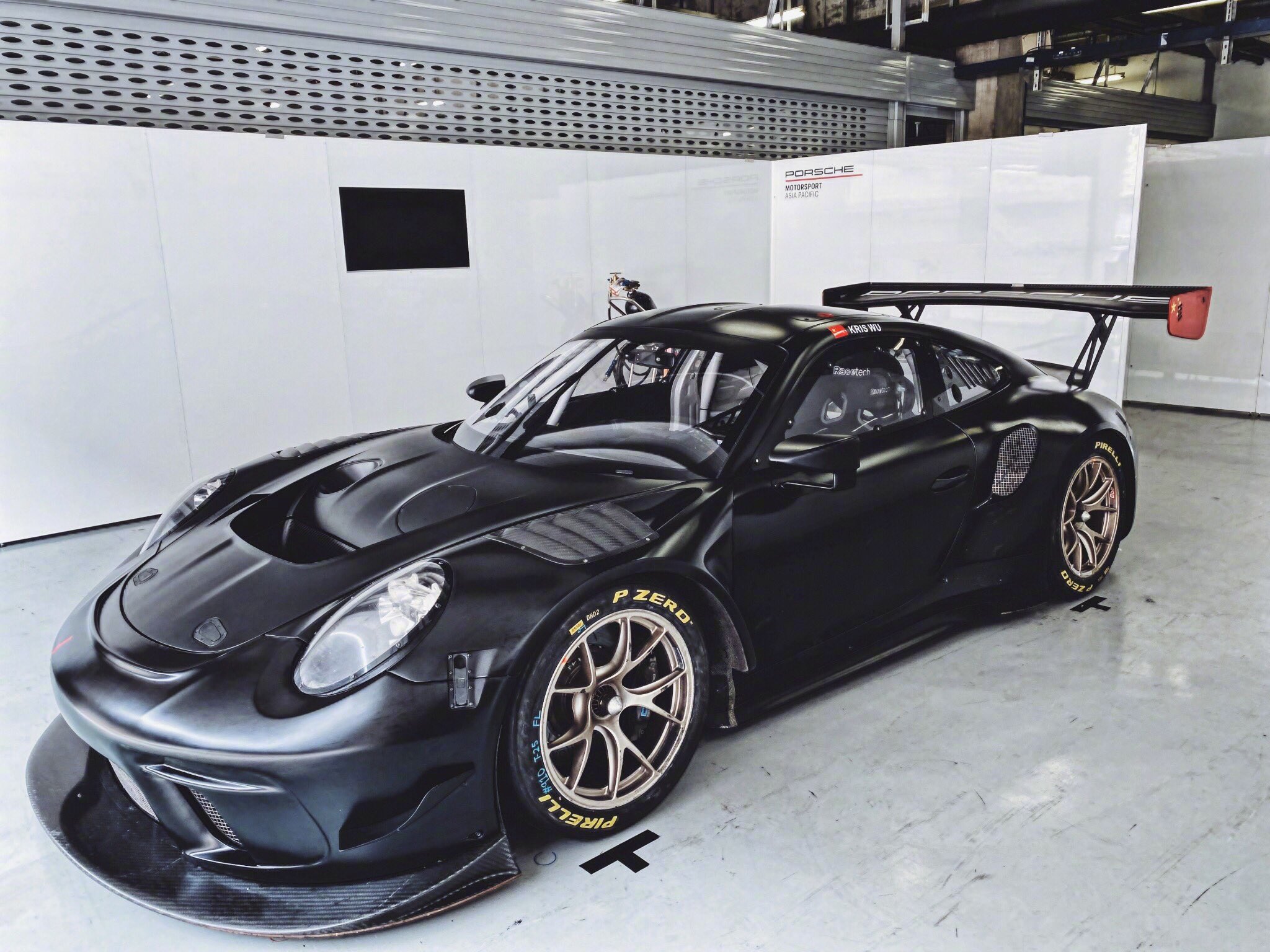Naga 🍅 on X: Racer Kris Wu and his Porsche 911 GT3 R✨   / X