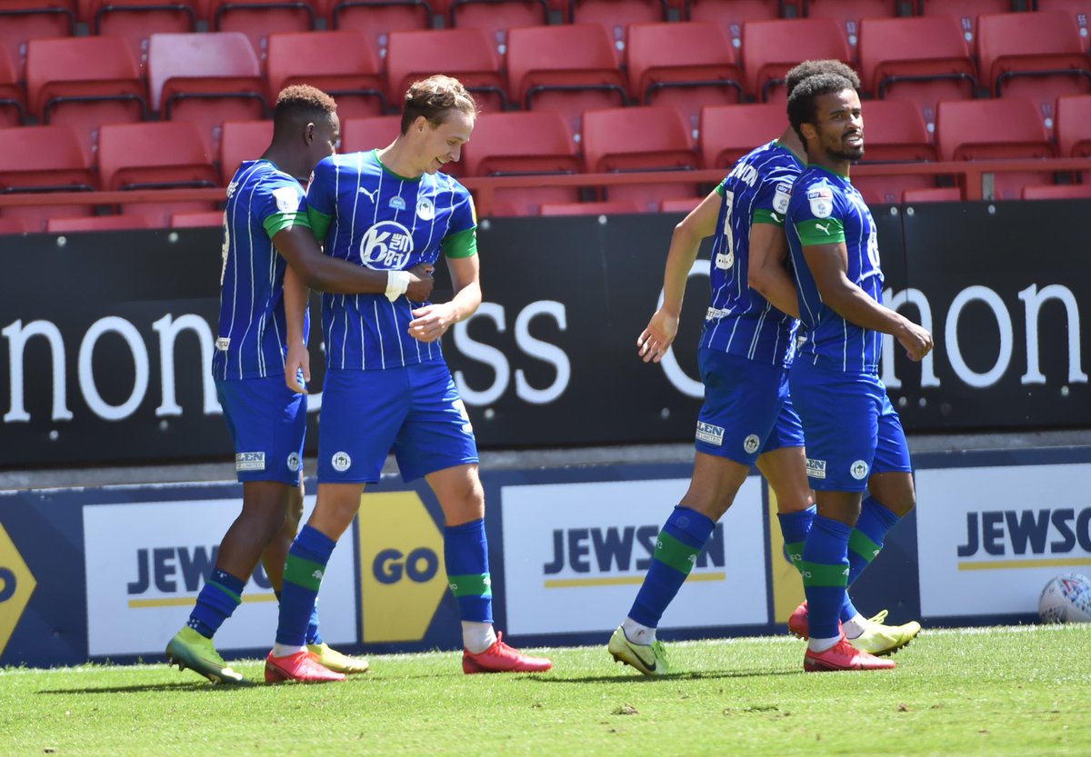 4️⃣ in 2️⃣ for @kierandowell1 👏👏👏👏

#wafc 🔵⚪️💚