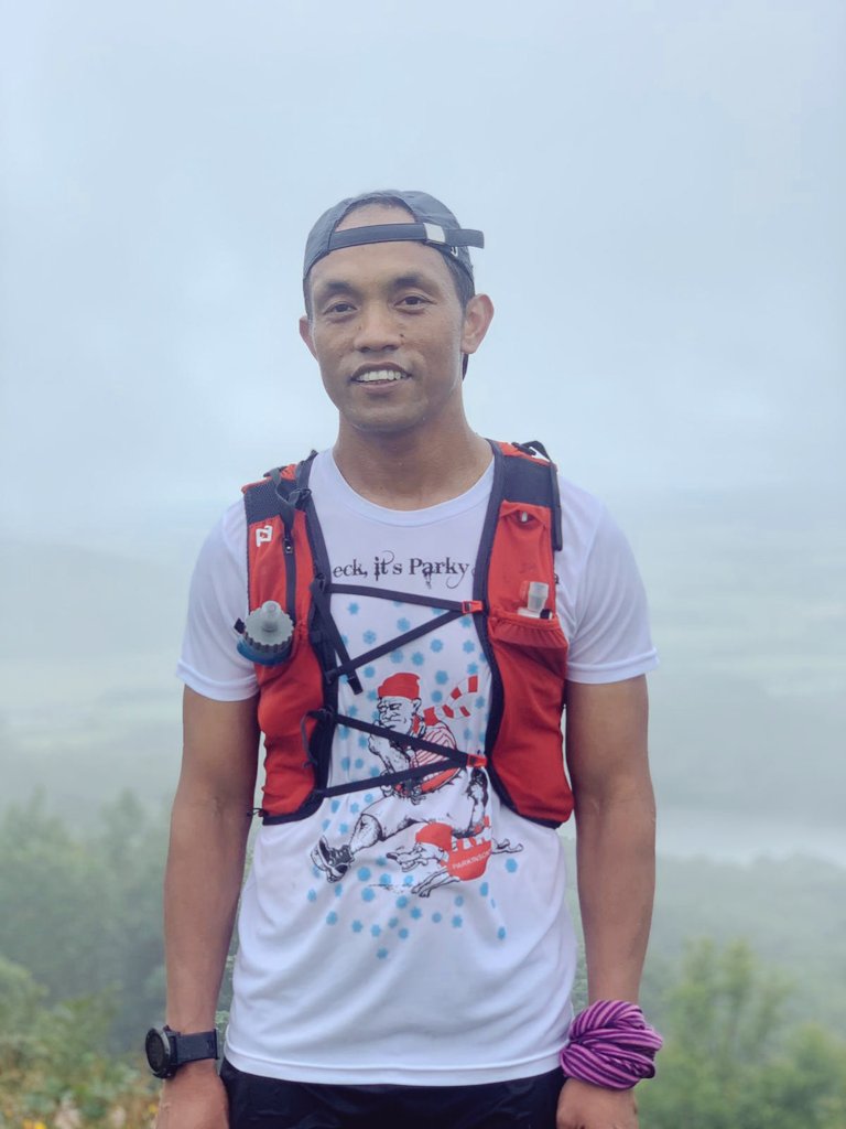 asok804's tweet photo. Plodding around the Moors with running buddy @ranahem Drizzle all the way. @IGUNrunning @runr_uk @UKRunChat @RunUltra_UK @TrailRunningMag #PlodAlong @northyorkmoors @HardmoorsUltras https://t.co/6w0SLZDMOJ