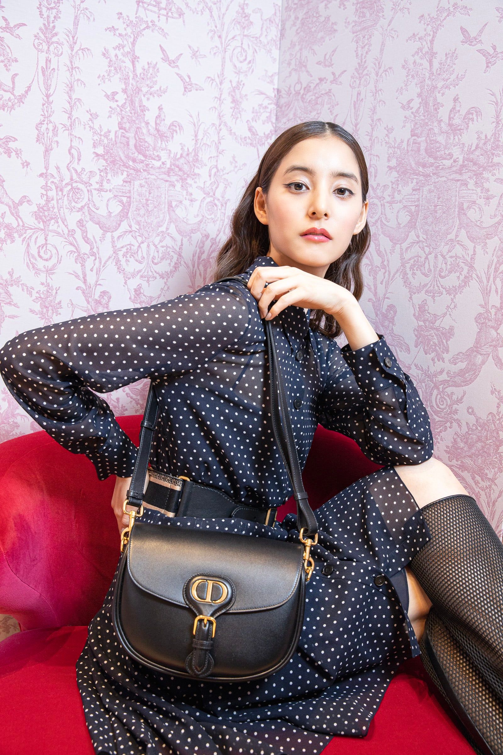 【コーデのポイントに☆】Dior Bobby バッグ ミディアム ディオールの新生バッグでオシャレが変わる！ ライター嶋田桂以