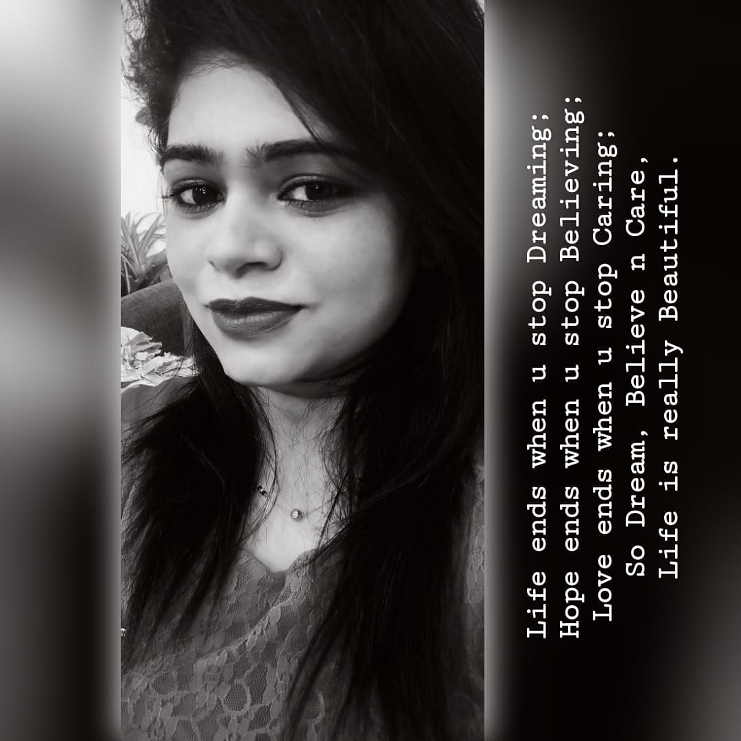 yadav_kurhade's tweet photo. Life ends when u stop Dreaming; Hope ends when u stop Believing; Love ends when u stop Caring;
So Dream, Believe n Care, Life is really Beautiful.

#ashwinikurhade #renuarchdesigns #interiordesigner #model #queens #bossbabemovement #ladybossliving #motivator #influencer #divagirl https://t.co/IGnxw1bQHL