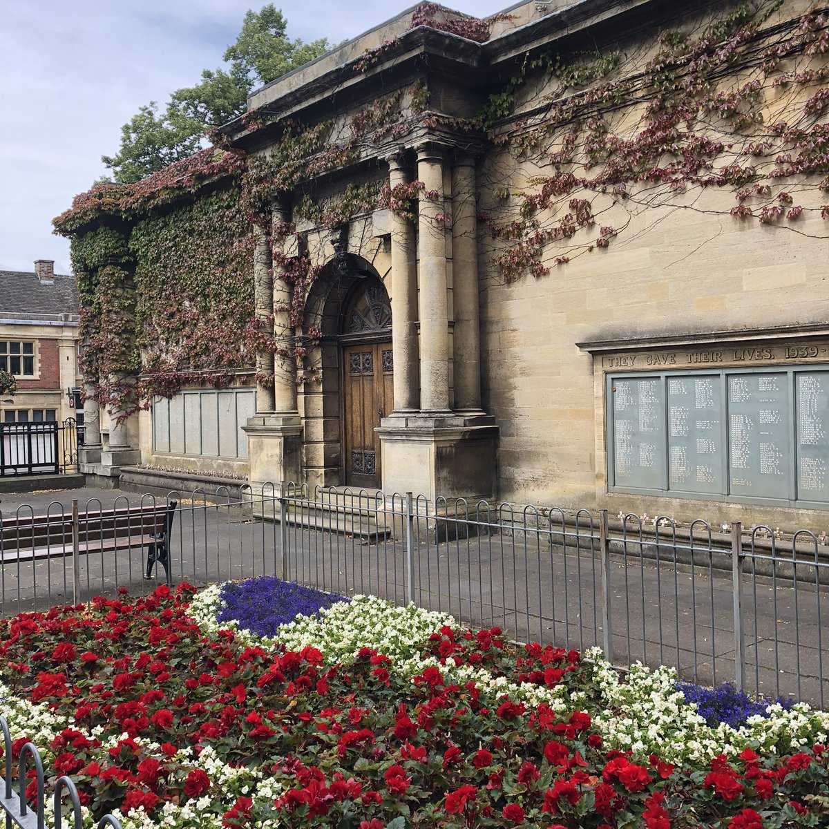🚨Exciting news!🚨 

#AlfredEastArtGallery will reopen on Tues 11th August🥳

We’re currently working hard on social distancing measures, ensuring your visit will be as safe as possible. Keep an eye open for updates 👀 

The museum will remain closed for a while, more info soon