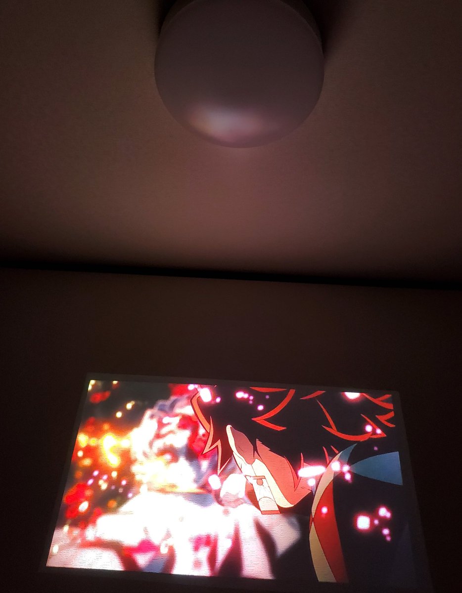 tkknb_0406's tweet photo. popin Aladdin2届いた！！
賃貸の壁の近さでも50インチくらいはあるし、新居の寝室に設置するのが楽しみで仕方ない🤭
とりあえず鬼滅鑑賞会っ
#popInAladdin2 https://t.co/XNWTqhdjKR