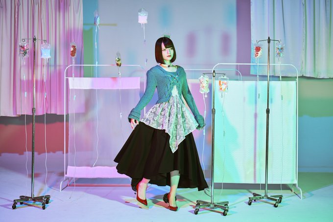 再再再..販 hazama 特殊実験Pのスカート 白 Sサイズ