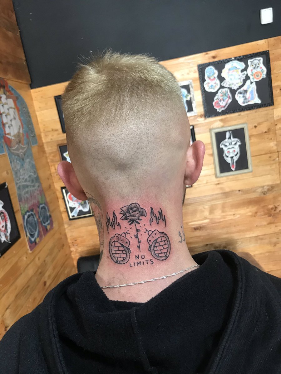 willlzera_'s tweet photo. Esse Jean é um laza 🖤 https://t.co/m1NU4h9lWk