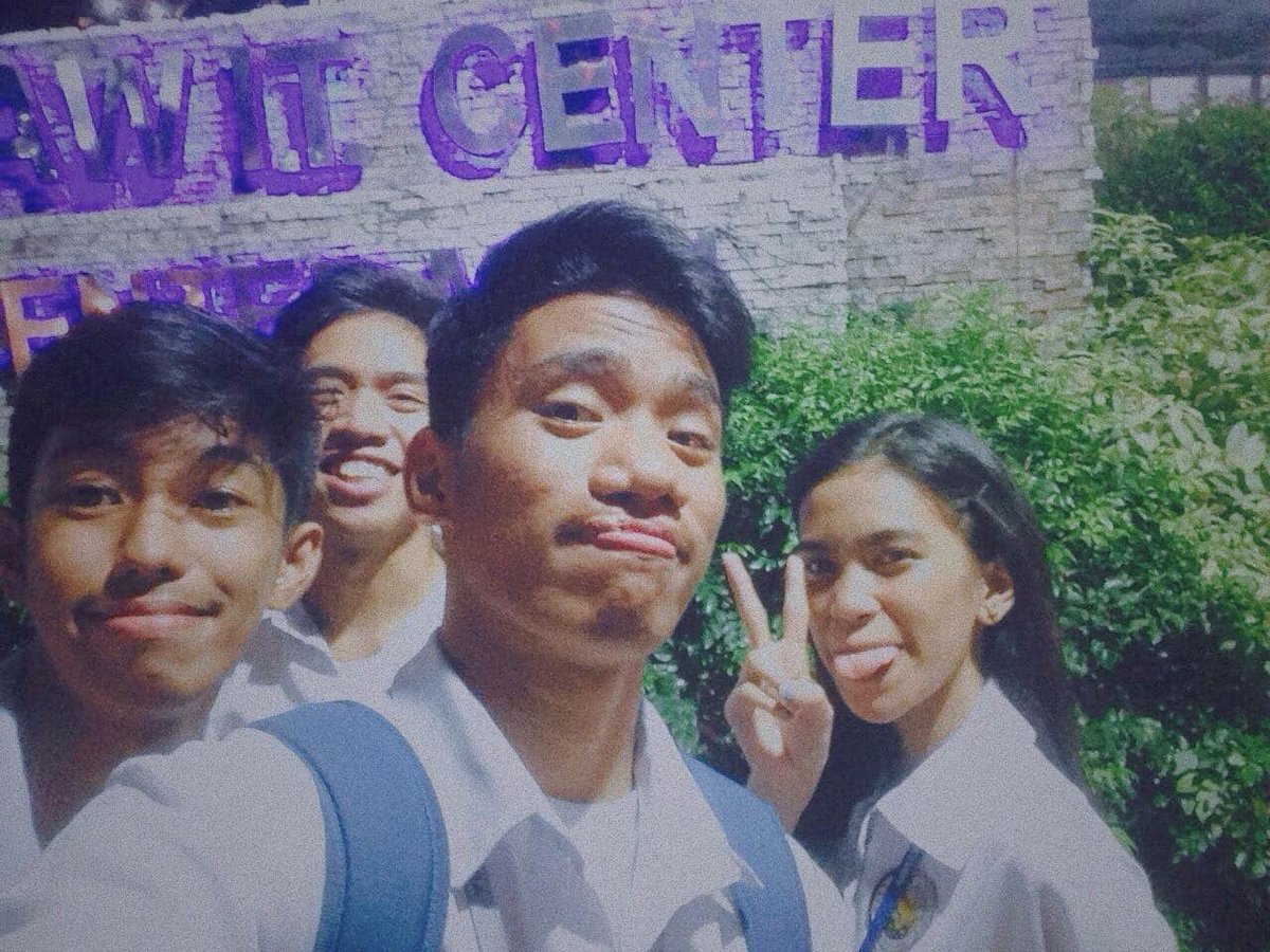 jnlynncm's tweet photo. Happy Birthday ulit dave!🥳🥂 Ingat palagi don’t forget my iced coffee☺️  and hangout soon wt SOXS❤️ https://t.co/dJv80rCbQ6