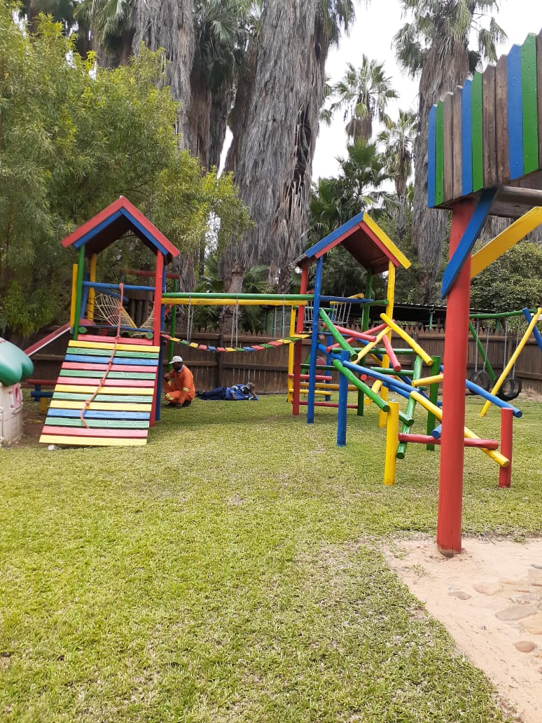 #DJSBU
Danzo Enterprises offers you top General Maintenance and repairment services.
We do:
1. Pool maintenance
2. Filtration plant room
3. Construction of kiddies play environment
4. Maintenance of converor belt ( mines).
5. General Maintence