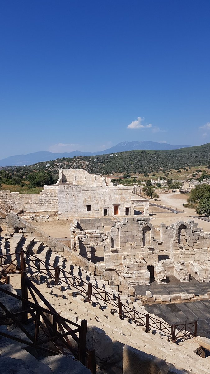 ozgurozgulgun's tweet photo. Patara Antik Tiyatrosu #patara https://t.co/CKWg1i4GPG
