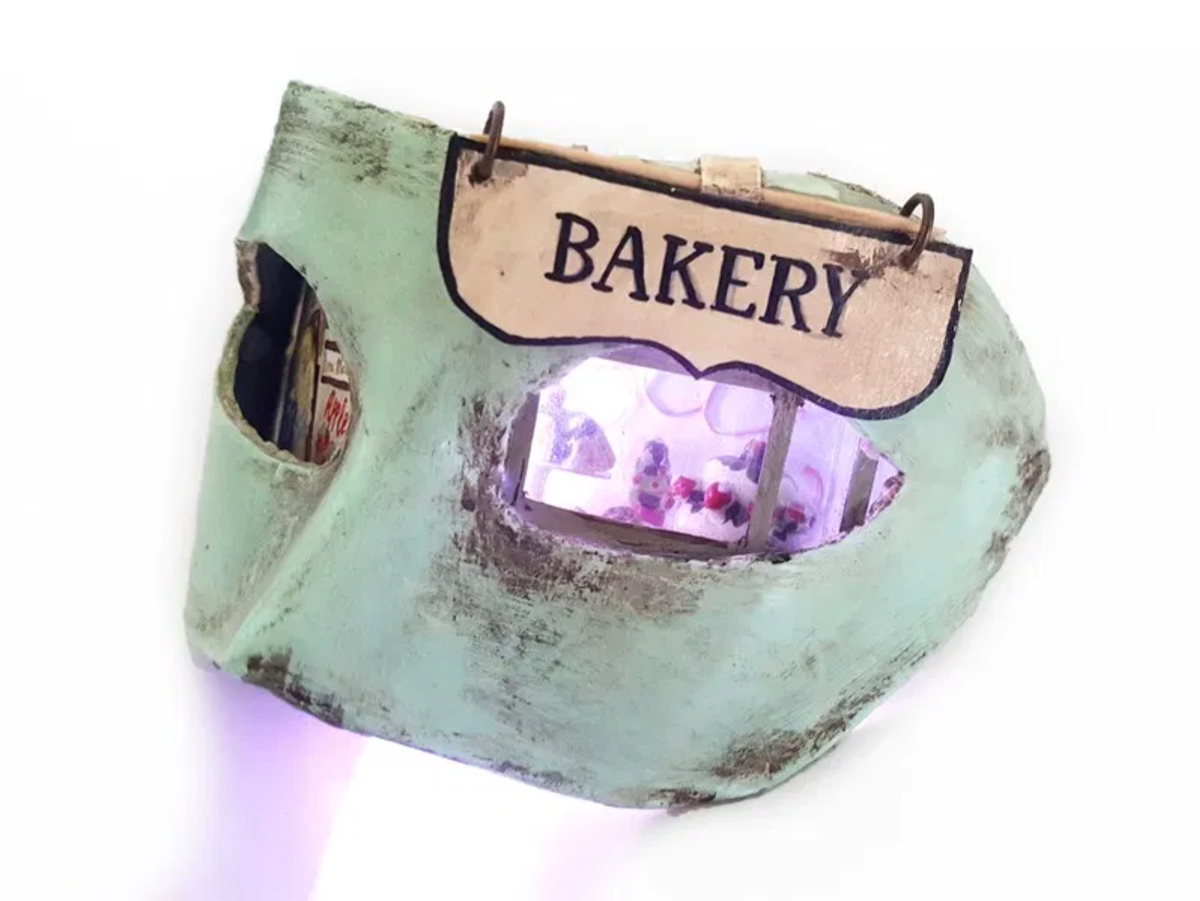 Balocoloc's tweet photo. Check out this new Diorama Collection! Contact us and request your own scene!⠀
https://t.co/k1ijVbzakA
A Bakery scene that lights up!
•
•
•
#maskball #fun #carnevale #venice #italianart #art #gold #walldecor #decor #party #diorama #scene #bakery #vintage https://t.co/igaej9bhz7