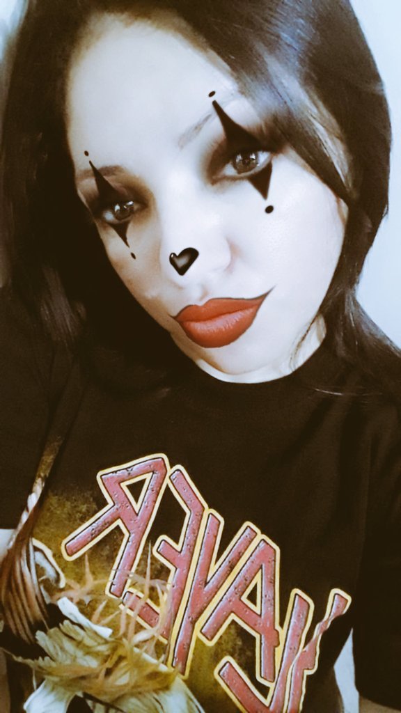 Jjajajaj no creas que soy trompuda .

 🤣👊🤘