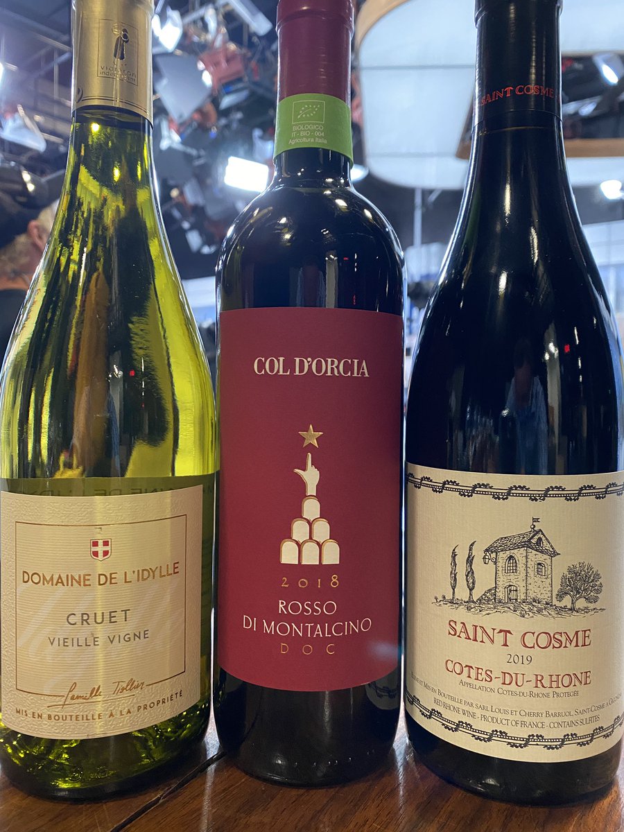 phillapeyrie's tweet photo. 3 bons vins pour votre week-end.
Santé les amis! 🍷👌😋✌️☀️ https://t.co/tcEJSIx2Eu