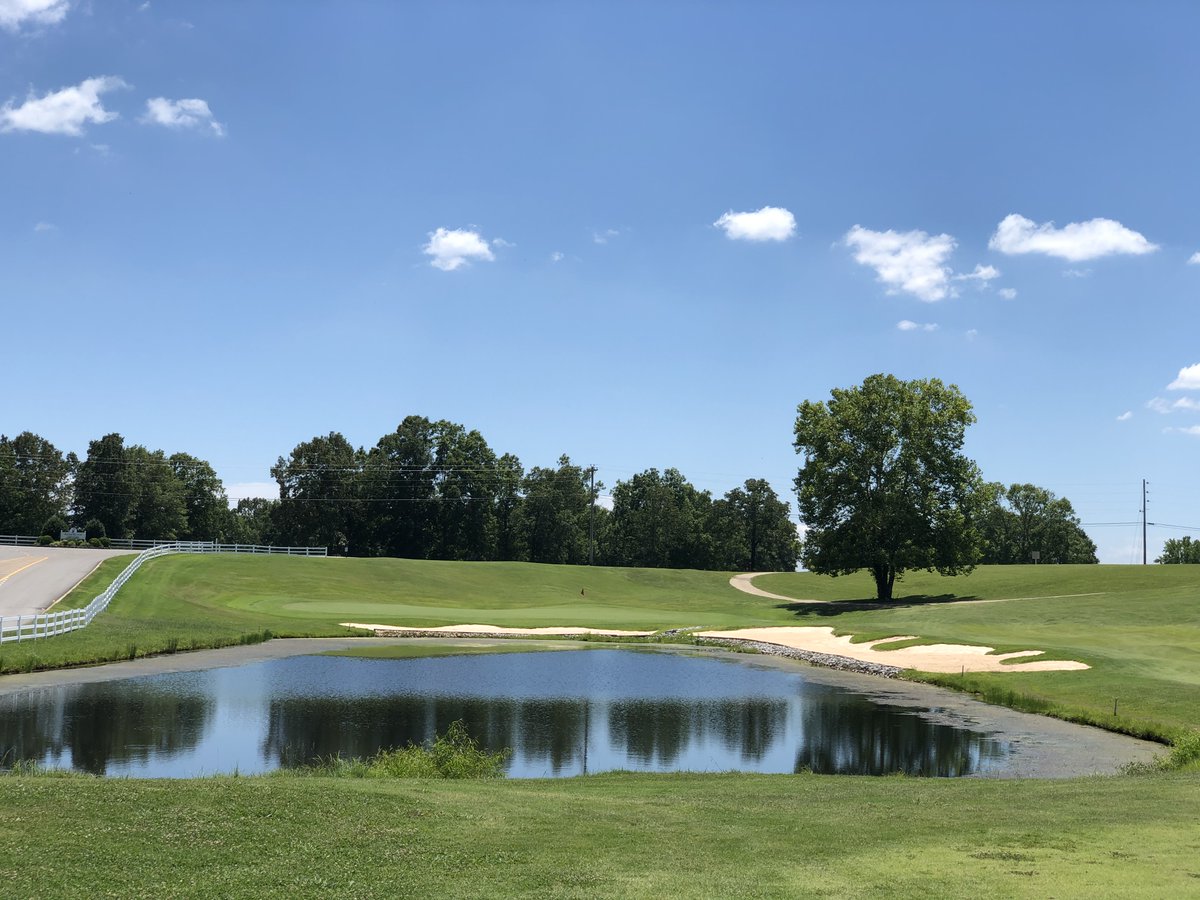 RiverWatch_Golf's tweet photo. Hole #2  Par 4  450 yds
OB left...intimidating skinny fairway to right of water.  Good luck! https://t.co/rIG23RXuih