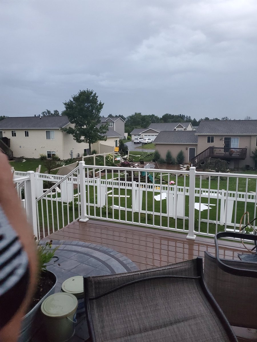 kdilbeck1's tweet photo. @WAOW We are safe but 5:45am in Weston was crazy! https://t.co/jDBR66seqn