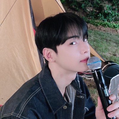 Je t'aime plus que tu ne l'imagines #WeLoveYouEunwoo  #아로하의_수호자 #ASTRO   @offclASTRO