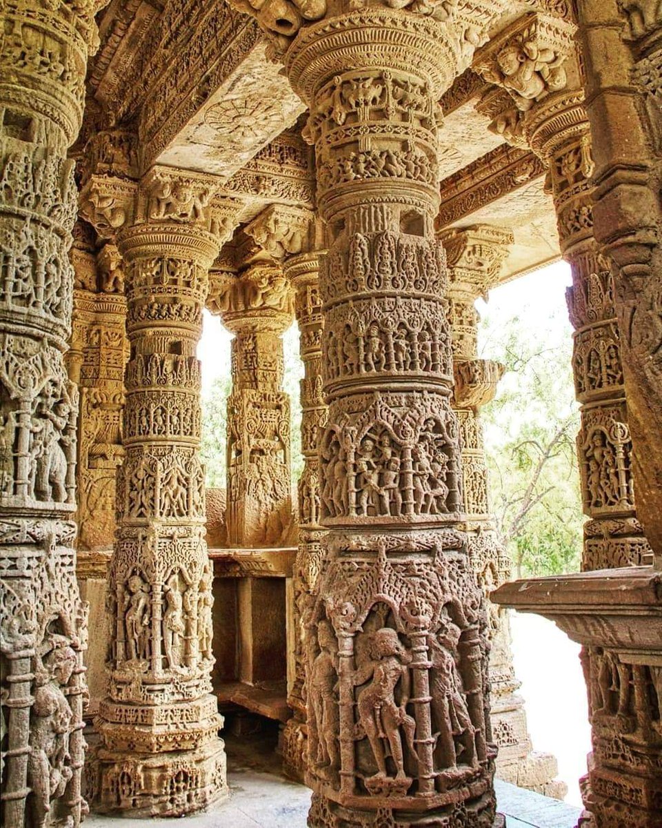 SanatanDharma4U's tweet photo. The beaufuly carved 52 pillars of the Sun Temple in Modhera, Bharat represent the weeks in a year. Each of the pillar is carved with our Itihaas of Ramayana. It was built in the year 1026 C.E &amp; unfortunately the Magnificent Mandir was soon destroyed by the army of Mohamed Gazni. https://t.co/mNRSD470j9