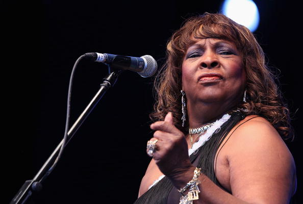  HAPPY BIRTHDAY Martha Reeves Born O this Day July 18, 