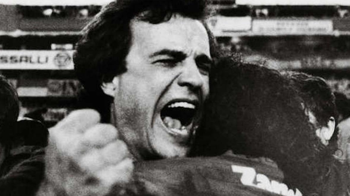 Newells_en's tweet photo. 1990🏆 
1991🏆
1992🏆
1998🏆
2004🥇
2020🏆

Champions. 

30 years after winning his first trophy, Marcelo Bielsa adds the #EFLChampionship to his haul of titles with Newell's Old Boys, his title with Vélez, and the Olympic Gold Medal with Argentina in 2004.

Congratulations @LUFC https://t.co/J34FK70yJh