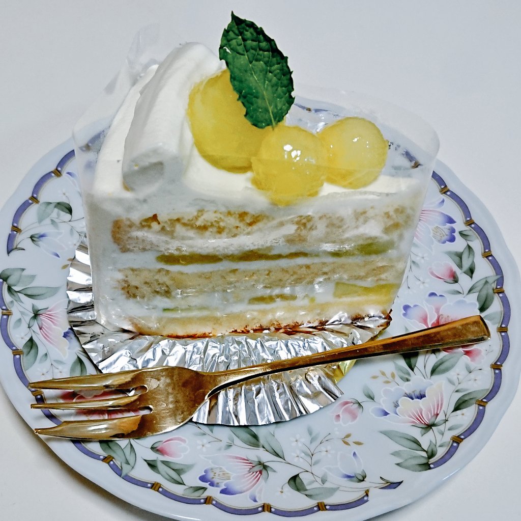 だいちょん 小ぢんまりしたケーキ屋さん ベベ ルージュ にケーキを買いに行きました 買ったものはメロンのケーキとモンブランです モンブラン美味しすぎ T Co Ofzema3mbq オレの静岡シリーズ ケーキ 浜松 ケーキ屋 モンブラン