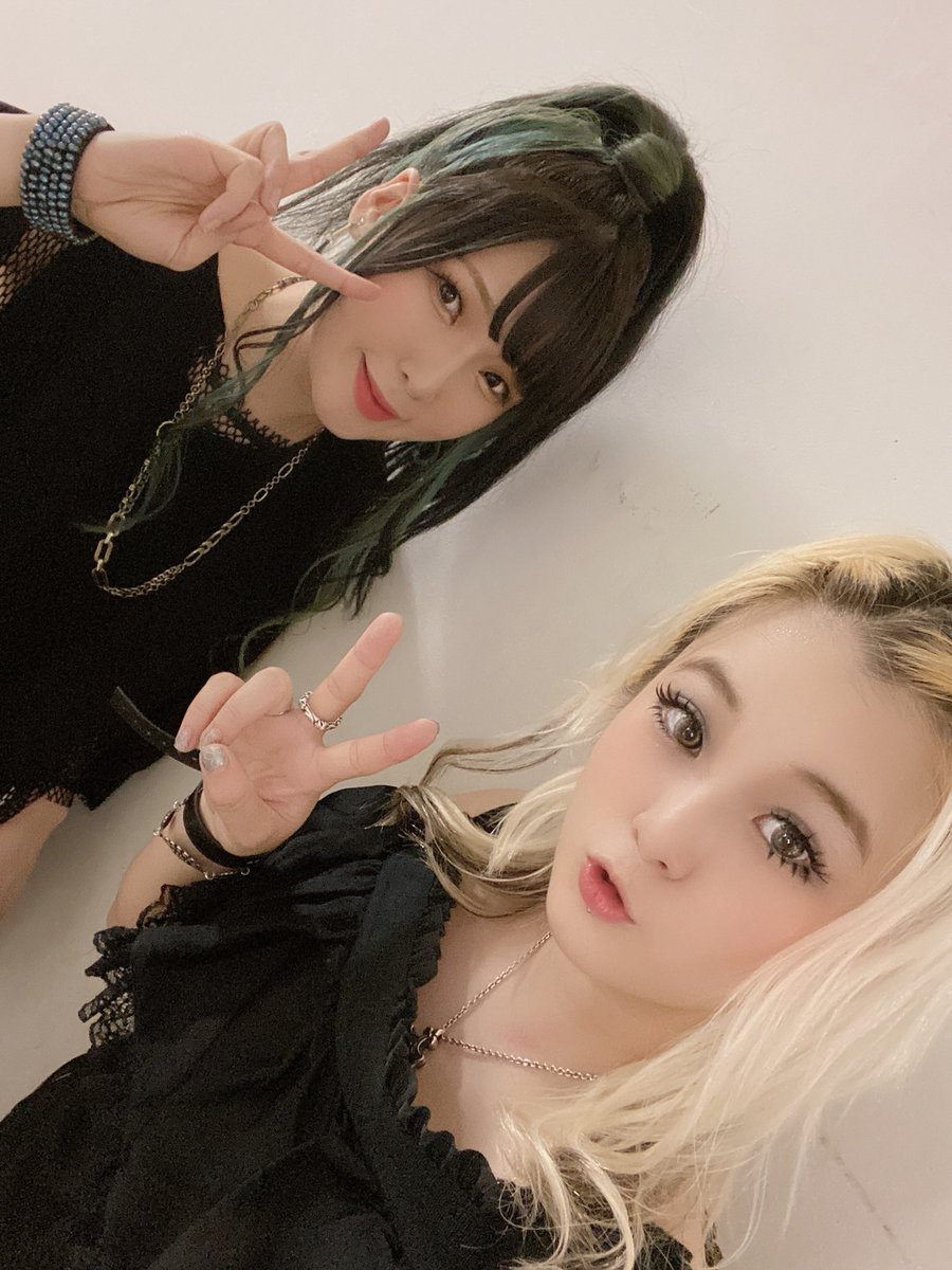 西村 奈央 Jam Project th Anniversary Special Thank You So So Much 一緒にうたおう 本来ならツアー真っ只中jam Project 一曲目が始まった瞬間 これだー と大興奮 今回はツアーの最初の方で参加する予定だった 長崎祥子
