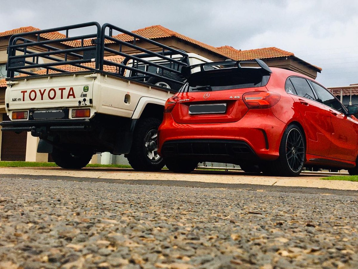 ThaboDithakgwe's tweet image. Networking is not about just connecting people. It&apos;s about connecting people with people, people with ideas, and people with opportunities. So always remember,  your network is your networth. Shout out to my associate @Morgan💪🏽