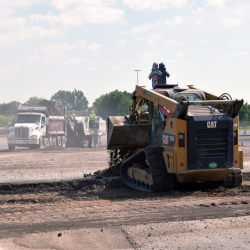 TheUtilityExpo's tweet photo. UNDER CONSTRUCTION. 🚧 Not only do we have a new name, we'll have a new show layout in 2021 too! A large paving project is underway for the new outdoor lot at the Kentucky Exposition Center.

View the live feed: https://t.co/XJy1ugLa5E.

ICUEE is now The Utility Expo! https://t.co/DOnLHPGR2v