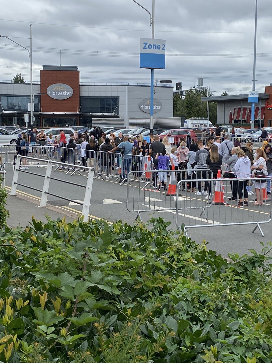 What the Hell folks!! With only a week to go before it’s compulsory to wear a face mask - Try one!
I hear they are far more comfortable than ventilator......... #SaveLives