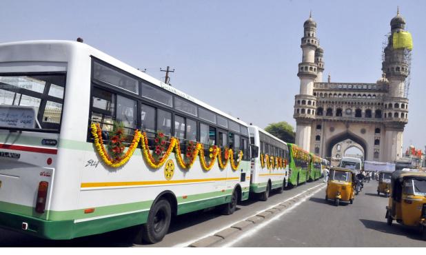 We got buses of two makes - TATA Starbus and Ashok Leyland Stag. Unlike City Ordinary buses of the time, Charminar Mini were not painted Red. Both came in standard OEM livery with some splashes of green 2/N