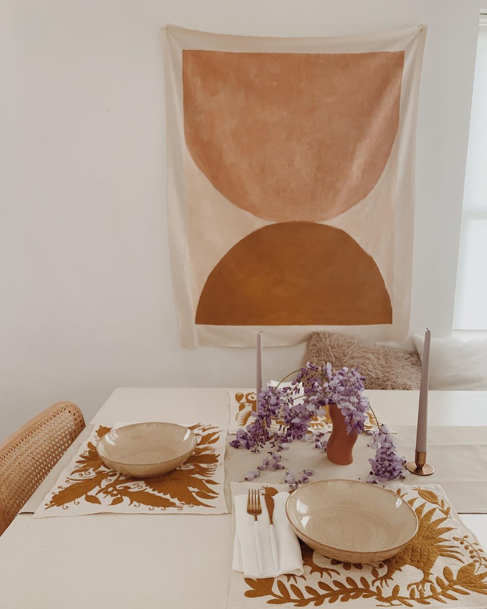 DenbyPotteryUSA's tweet image. Make tonight date night! Set the table with our Studio Craft Collection - stunning textural glaze for a modern audience.
.
( #📷 @almostmakesperfect )
.
#denby #studiocraft #datenight #saturdaynight #recipes #setthetable #dinnertime #stoneware