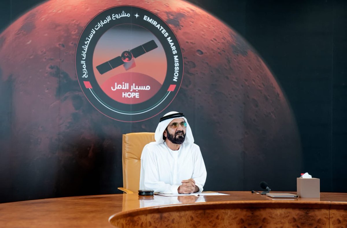495 مليون كم سيقطعها المسبار ليكون المهمة العربية الأولى وصولاً للكوكب الأحمر .. وليكون نقطة تحول تاريخية في المسيرة العلمية لدولة الإمارات وللعالم العربي .. مهمتنا نجحت في صنع الإنسان الذي يؤمن بأن لا شيء مستحيل أمام الإرادة والعزيمة