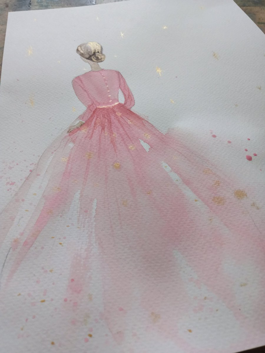 RinePhilbin's tweet photo. Under the bright lights. Some light relief today. Loving the gold watercolour today. #paintings #watercolour #watercolor_art #watercolor #watercolor_gallery #originalart #fashion #Pink #eveninggown #eveningstar #eveningin #alldressedup https://t.co/41r2aOox7G