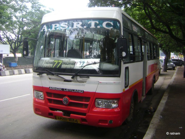 Shortly after the launch, there were complaints of passengers mistaking them to private - SETWIN buses. So, they changed the colors for easy identification 3/N