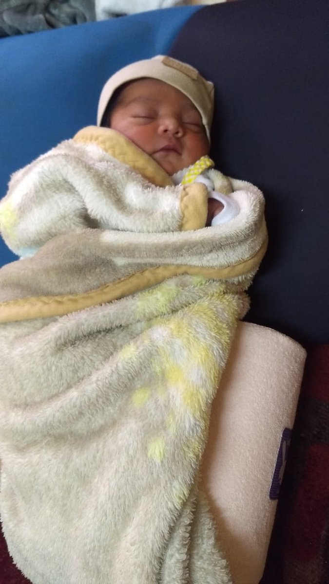FnxfC's tweet photo. A María los médicos le sugerían abortar, ELLA dijo: #SIALAVIDA de su hija, no cuenta con seguridad social ni recursos económicos,  se acercó con nosotros y apoyamos para su nacimiento de la bebé Aún hay mucho por hacer por ellas Si quieres apoyar envía MD.  🙏💙 #Izcalli https://t.co/sDUhuLFzC1