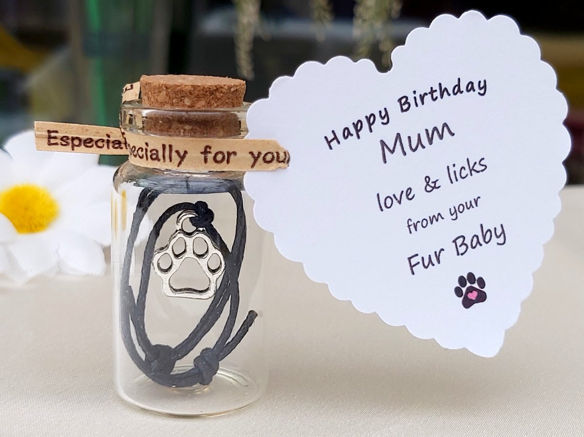 A new addition to my ‘ Little Bottles With A Big Hearts!
More pet designs in the making.  etsy.com/uk/shop/Little…
 #furbaby #furbabies #doglover #doggift #fromthecat #fromthedog #giftfromdog #giftfromcat #etsyseller #etsy #shopsmall #handmadeintheuk_hmuk  #supportsmallbusiness