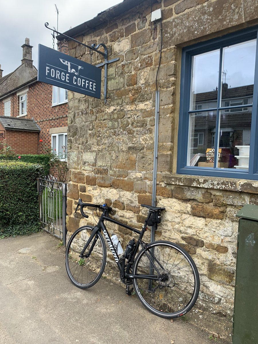 jono_eckley's tweet photo. Fab ride on the @iamspecialized taking in both #forgecoffee shops in #culworth and #evenley #coffeetime #maybesharedsomecake with @LucyEckley #justthesixtymilestoday #weekend #roadbike #cycling #velo https://t.co/Ahm7vS5CJP
