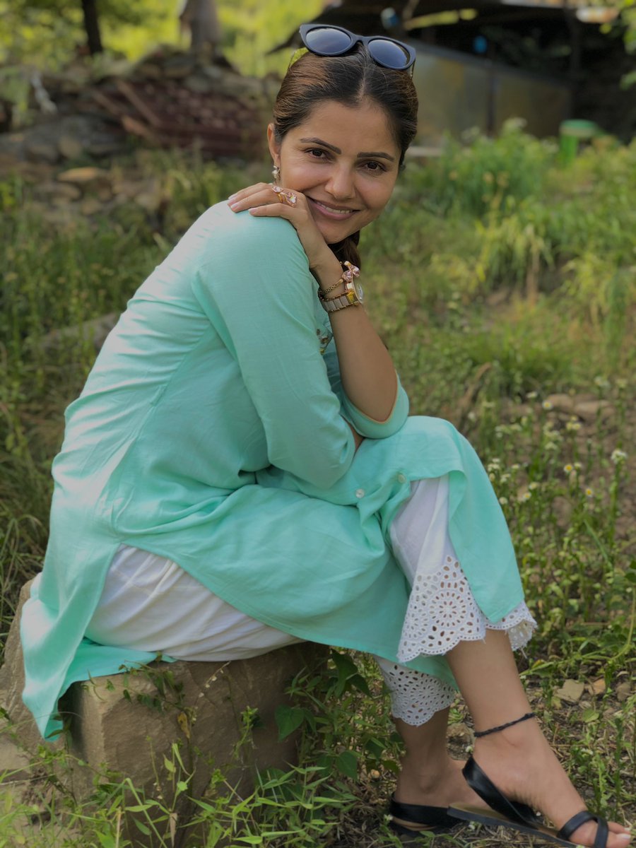 RubiDilaik's tweet photo. #weekendvibes https://t.co/of2xrNer5v