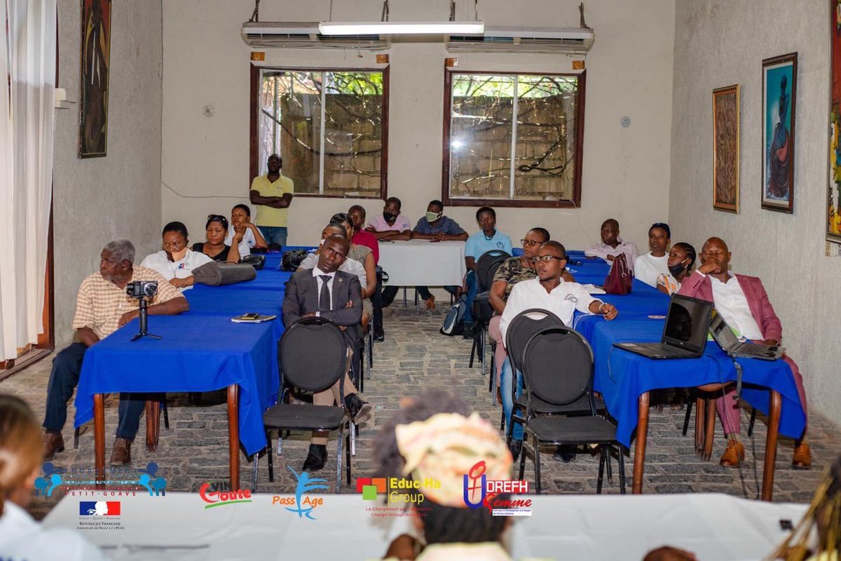 vingoute's tweet photo. Revivez en images le lancement du projet : " Engagement Communautaire pour la sensibilisation et l'insertion professionnelle des jeunes de Petit Goâve".
👇🏿
https://t.co/hoI41jAwMN https://t.co/rULsmgA5E5