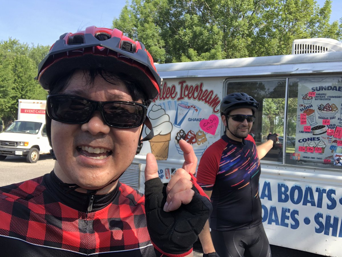 RussellWongadp's tweet photo. #275icecream challenge anyone? 30kms into #275chsllenge with @mohamedbasma. great day to raise some $ for @LGBTCenterNYC @ADP_CDA #275adp https://t.co/LefXOYOMVo