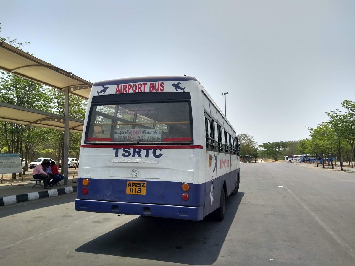 Anyway, there was some respite. This short lived but very useful shuttle from Airport to Shamshabad ! At Rs.10, this was the cheapest ride out of the Airport. How cool is that ? 9/N