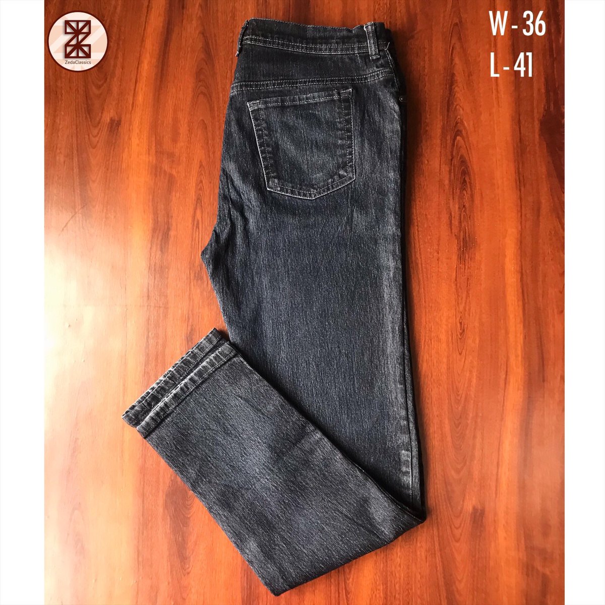 ZedaClassics's tweet photo. Trousers available 👖😍👌🏾
50gh only! 
Dm to buy or call/WhatsApp 0552507654 #Zedaclassics #Zedakings https://t.co/lAfxnbuVwh