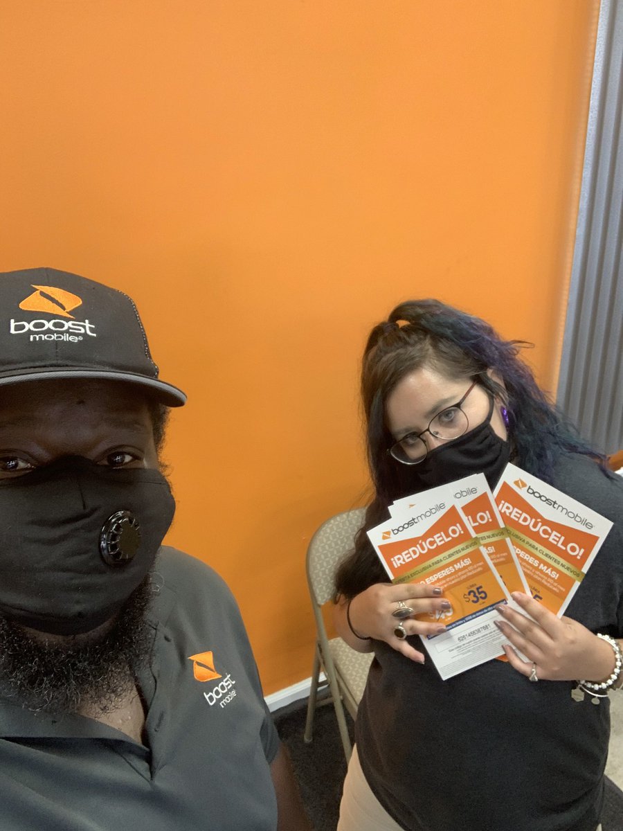 AustinSBE's tweet photo. We are lit 🔥 at our Booja Event on Shallowford Rd! Come on by! Switch your carrier and save with the best #Boost #Midatlanticsquad #ChattanoogaStrong https://t.co/975GrzY8FM