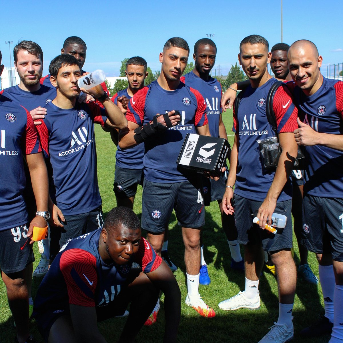 footboks's tweet photo. ⚽️🔥 FOOTBOKS à Vaulx en Velin avec le FC beaudottes de @MaesOfficiel !
#FOOTBOKS #BoxPerformance #Football #Futsal #performance #Récuperation #Nutrition https://t.co/t1yiflC0Uo
