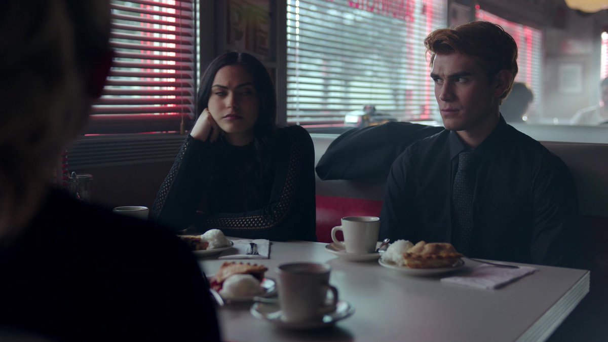 in 2x09 and 2x19, the core four all have coffee in moments of great distress, showing once again that coffee symbolizes darkness/grief.