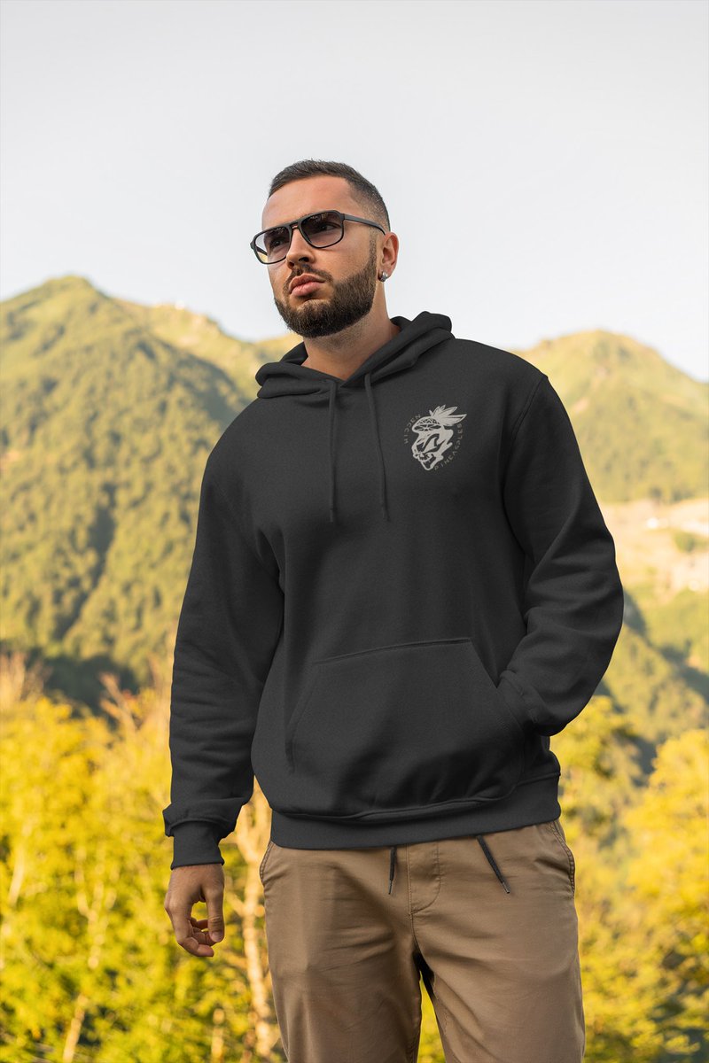 Pineaqples's tweet photo. The ‘Salt &amp; Pepper’ Collection 

@Pineaqples x @ApparelHidden 

Available worldwide and sizes up to 3X

Code: PINE for free shipping on orders over $100 🍍

https://t.co/SHy7o4Ve8R https://t.co/eETin76u4l