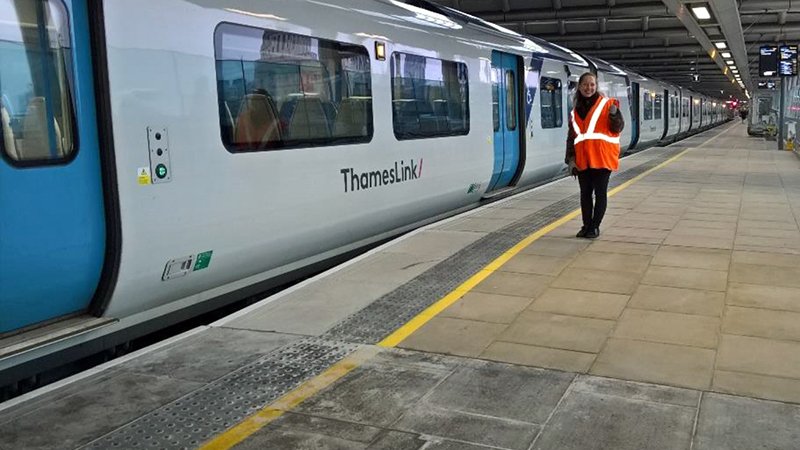 Thanks to the  @TLProgramme, our "core" stations (London Bridge to St Pancras) have platform humps. This allows level access from platform to train. &ndash; bei  Horsham Railway Station (HRH)