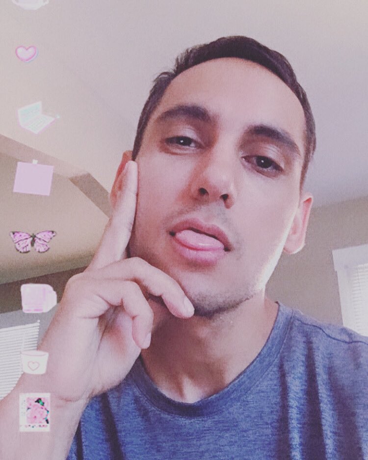 ZEKE_BEATS's tweet image. It’s my birthday tomorrow and I wanna celebrate it with you guys by going live and playing a set ❤️ nothing would make me happier!

Tune in at 6pm PST 19th July and come party with ur boy 🎈