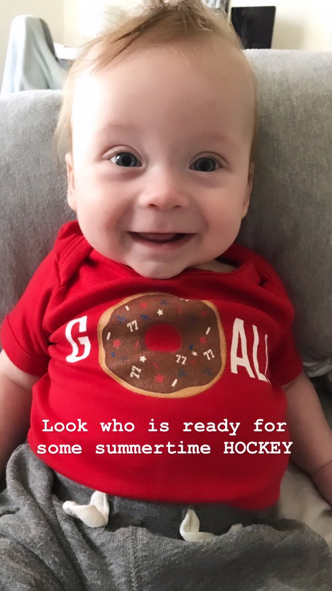 OshPup77's tweet photo. Who else is READY for some hockey! Let the countdown begin! ❤️💙 My brother and I are! #ALLCAPS #CAPKIDS #LETSGOCAPS #SUMMERTIMENHL @NBCSCapitals @TJOshie77 https://t.co/sOKciSrgxa