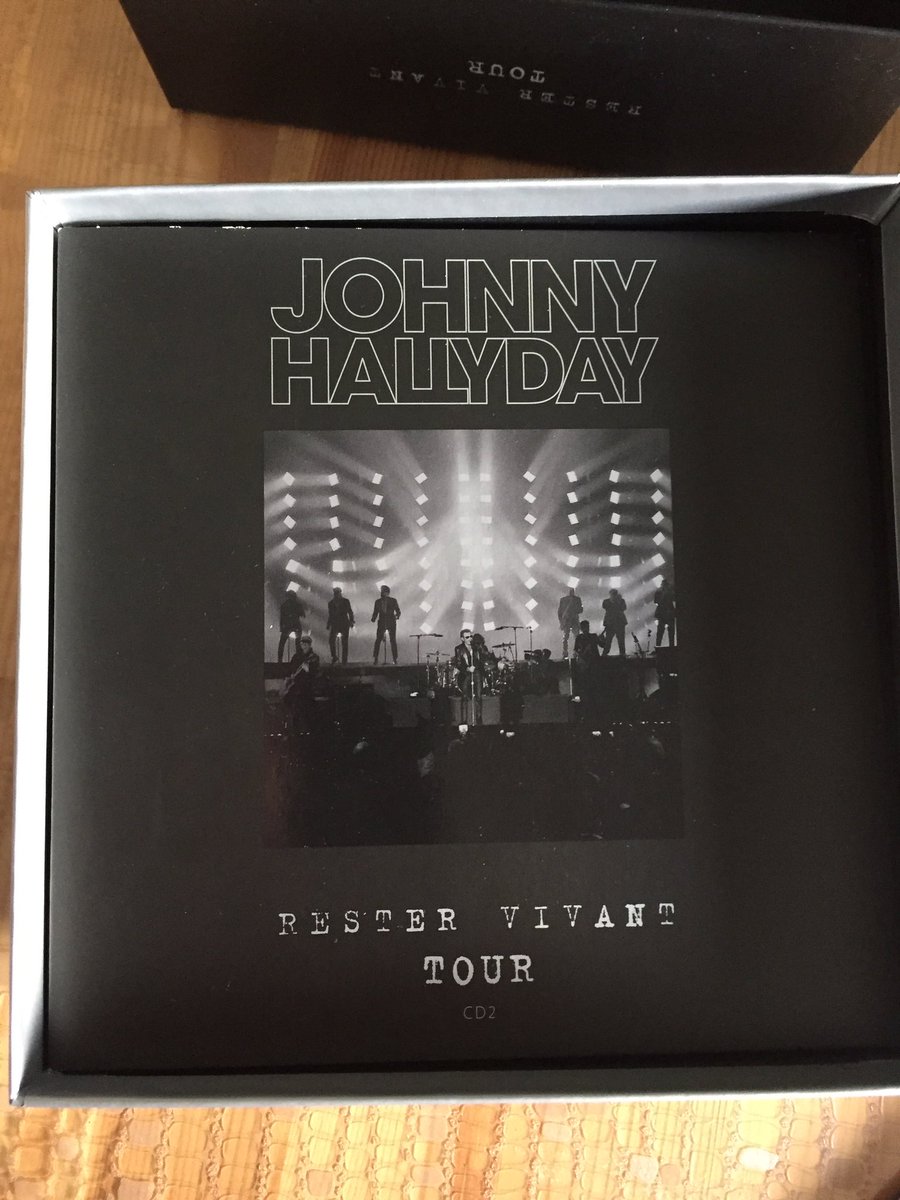 cathy_sau's tweet image. #quelque chose de tennessee #restervivanttour 😊❤️👍