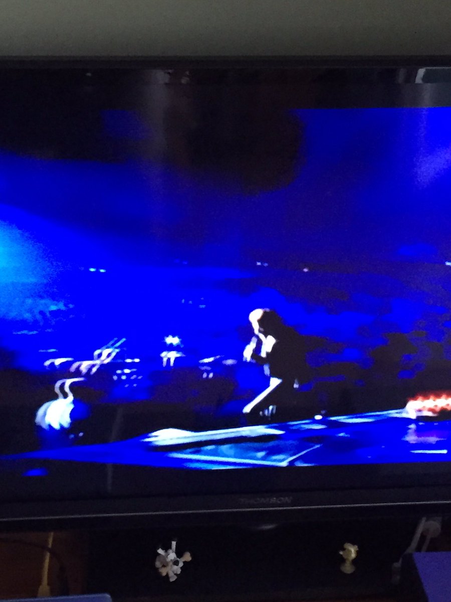 cathy_sau's tweet image. #quelque chose de tennessee #restervivanttour 😊❤️👍