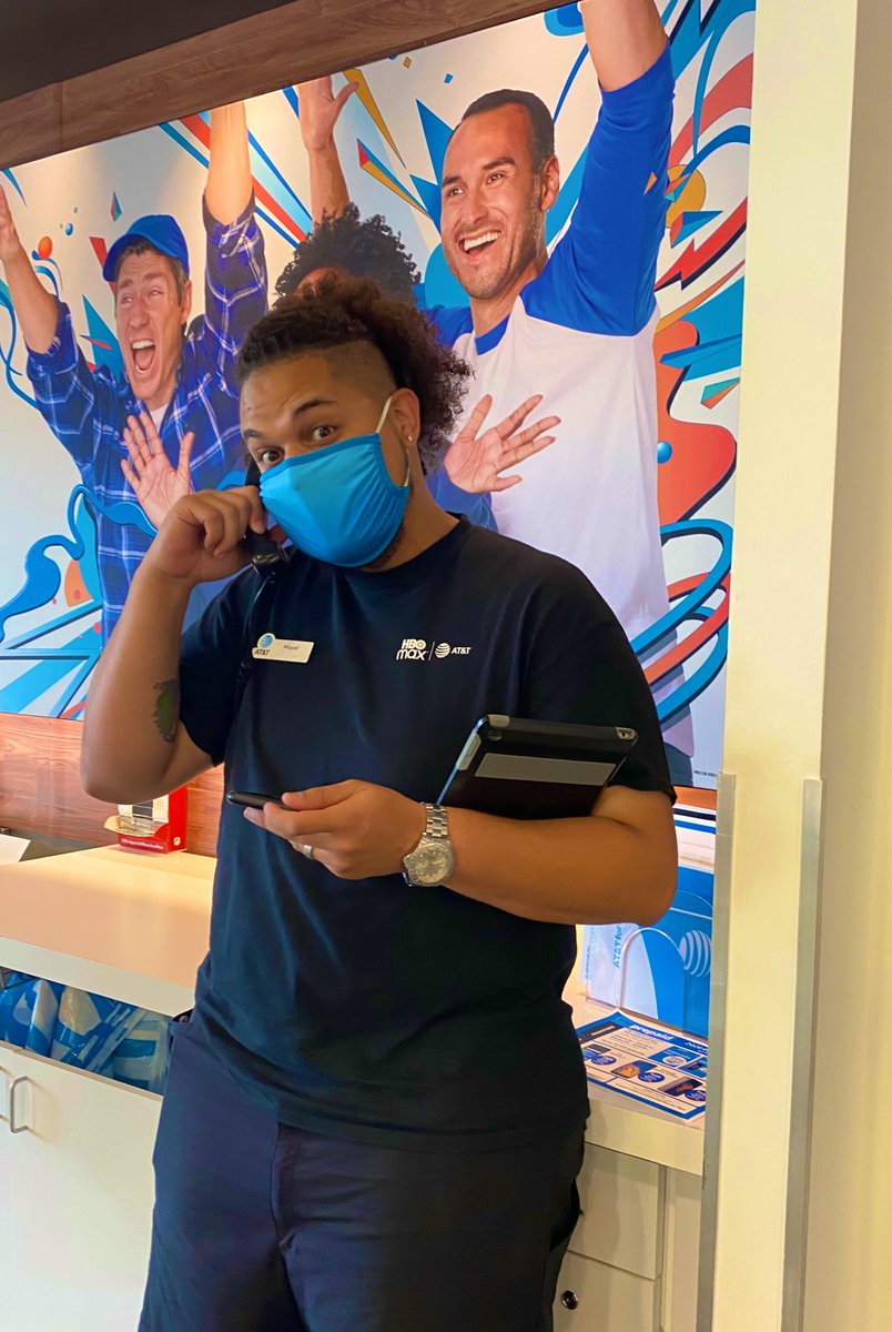 ToniBraxton222's tweet image. He said “I’ll get it!!” If it’s ringing...Colonial is answering☎️ #illgetit #COLONIALCLOSERS #wegotyourcall #SaturdayMood @MilagrosMontout @jrluna11 @ATT @drew_wagz @_Shelley_G @One_FLA @espinal557 @ValdesKyara